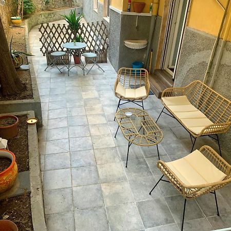 La Casa Di Alice Bed & Breakfast Salerno Ngoại thất bức ảnh
